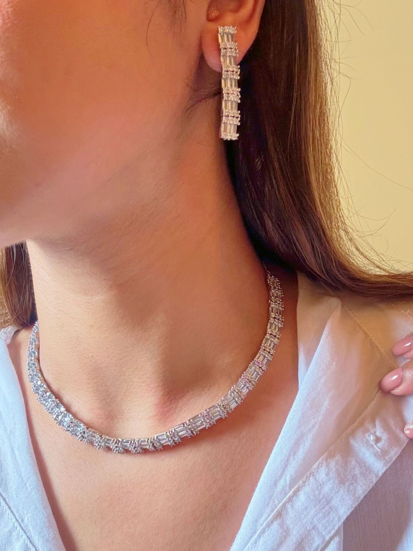 Shop Baguette Diamond AD String Necklace in India. Women of all age can buy online. Explore elegant bridal AD jewellery online. Shop premium bridal jewellery sets in Zircon, AD, Kundan, Victorian Diamond. Collection best suited for Indian weddings, parties and special occasions. Choose Diamond AD strings for sarees, lehengas and coats. -Side