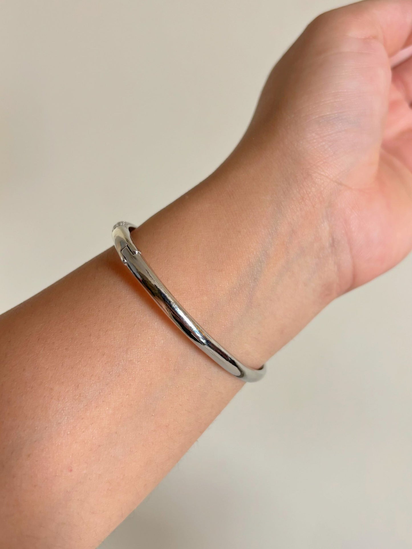 Shop Celebrity Look Sleek Nano Setting AD Stones Bracelet online in India. Shop from an exclusive range of zircon jewellery, bridal wedding jewellery, silver plated earrings, rhodium plated rings, AD rings, AD earrings for weddings, engagement, cocktail night & parties. - side