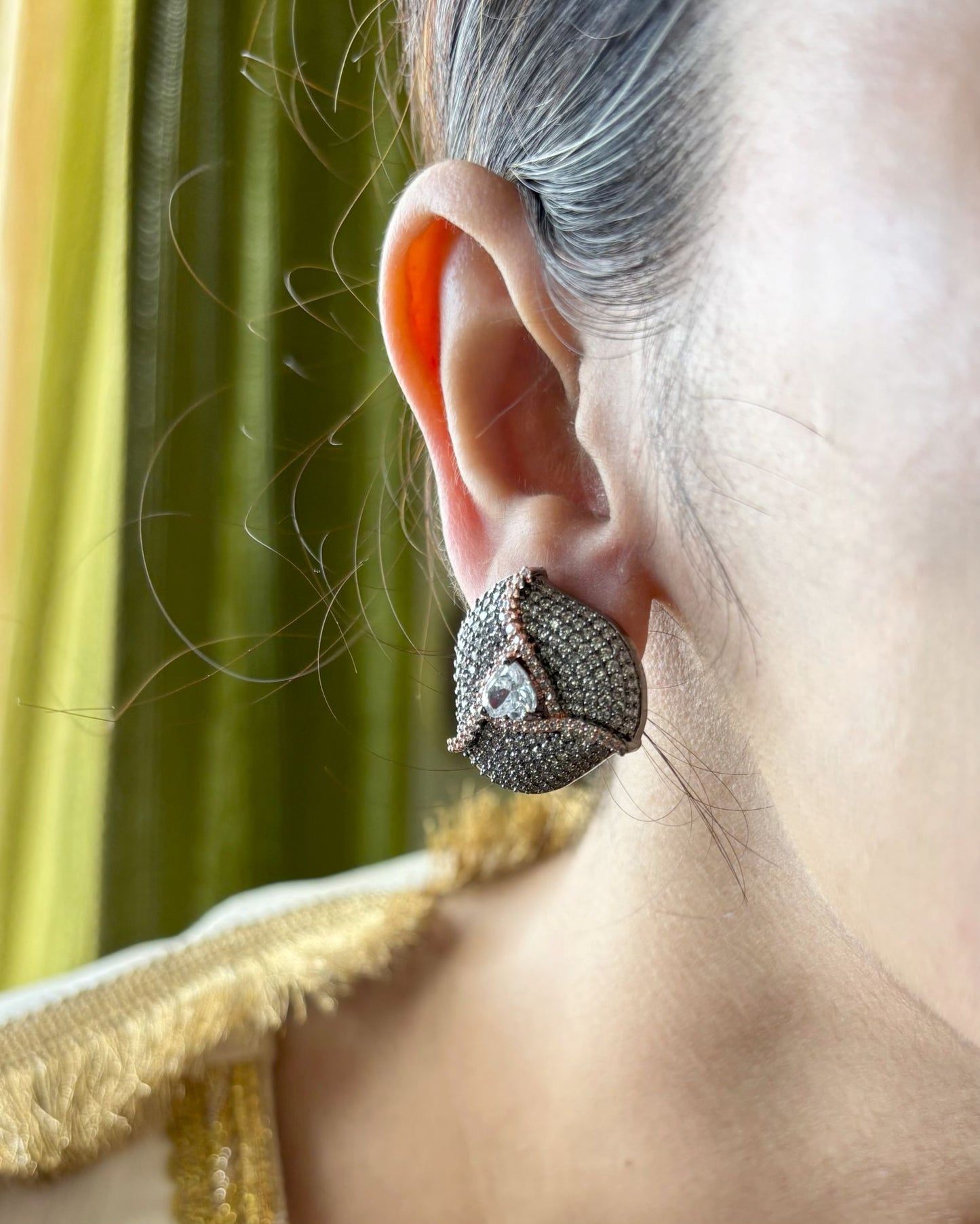 Shop Antique Finish Nano Setting Studs In AD online in India. Shop from an exclusive range of zircon jewellery, Indian wedding jewelry, gold plated earrings, rhodium plated jewellery, AD earrings, AD necklace sets for weddings, engagements and parties. -back