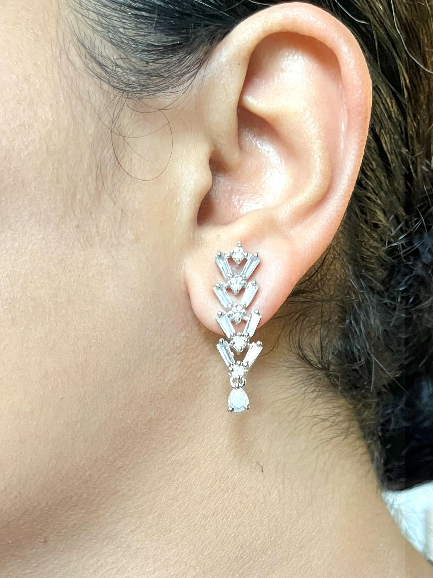 Shop Sleek Party Set In AD With Earrings online in India. Explore elegant bridal AD jewellery online. Shop premium bridal jewellery sets in Zircon, AD, Kundan, Victorian Diamond. Collection best suited for Indian weddings, parties and special occasions. Buy light wear sets for sarees, lehengas and gowns. -with earrings