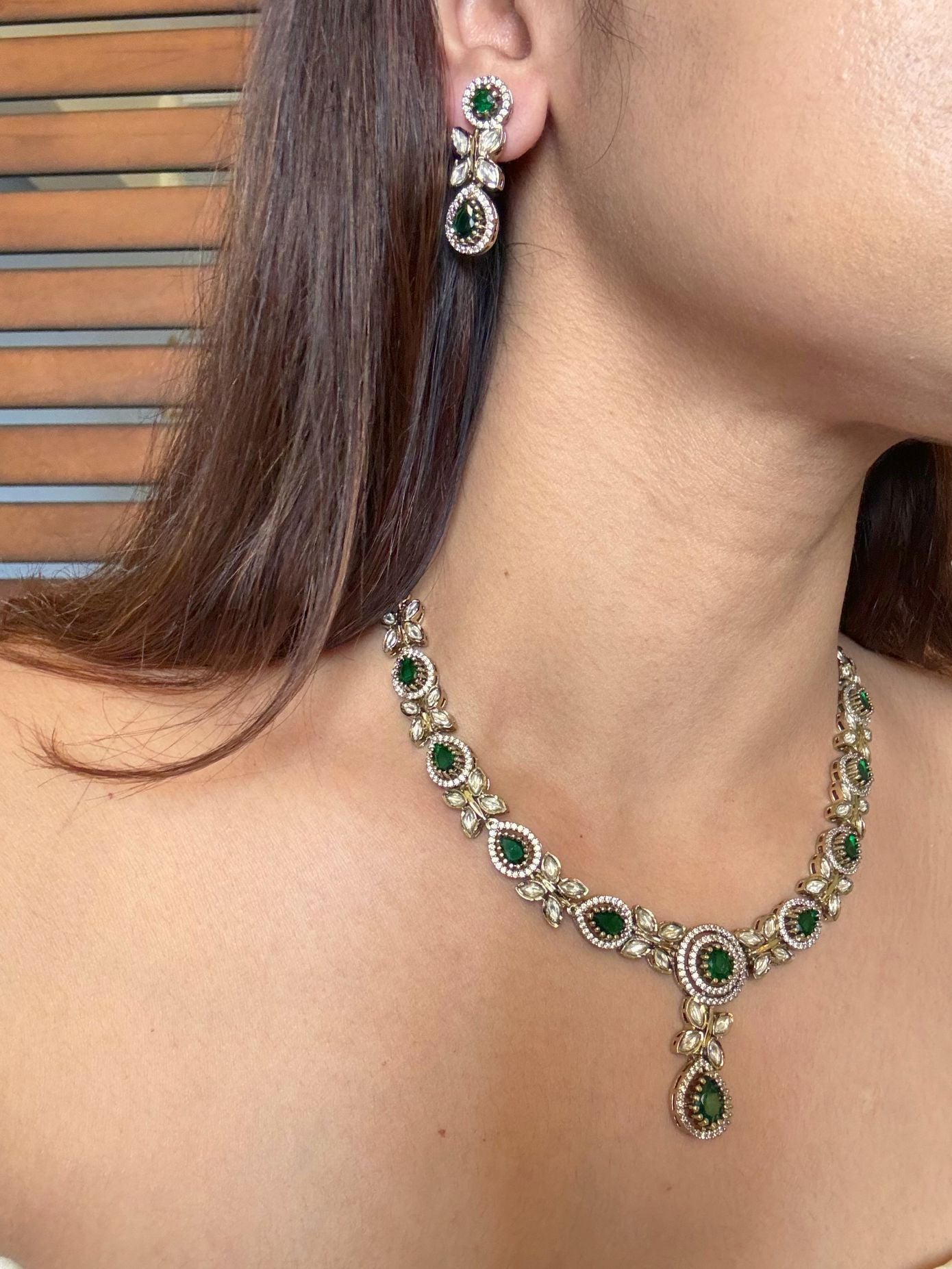 Buy Vaibhavi AD Antique Polish Necklace In Green online in India. Shop from an exclusive range of CZ jewellery, moissanite jewellery, AD necklace, Kundan necklace for weddings. -second