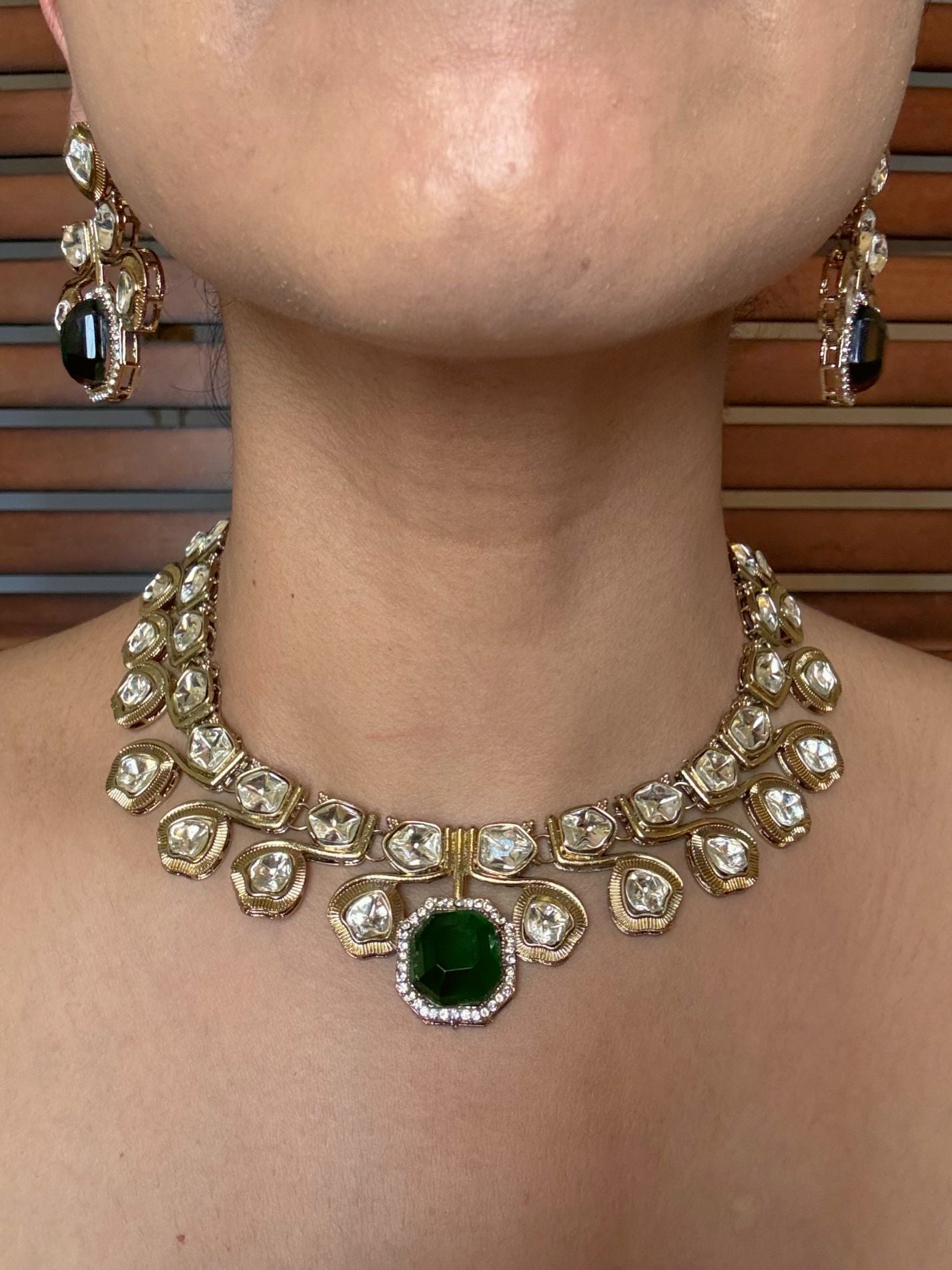 Buy Noorani Kundan Necklace With Maang Tikka In Green online in India. Shop from an exclusive range of jewellery, AD necklace, Kundan necklace for weddings. -second