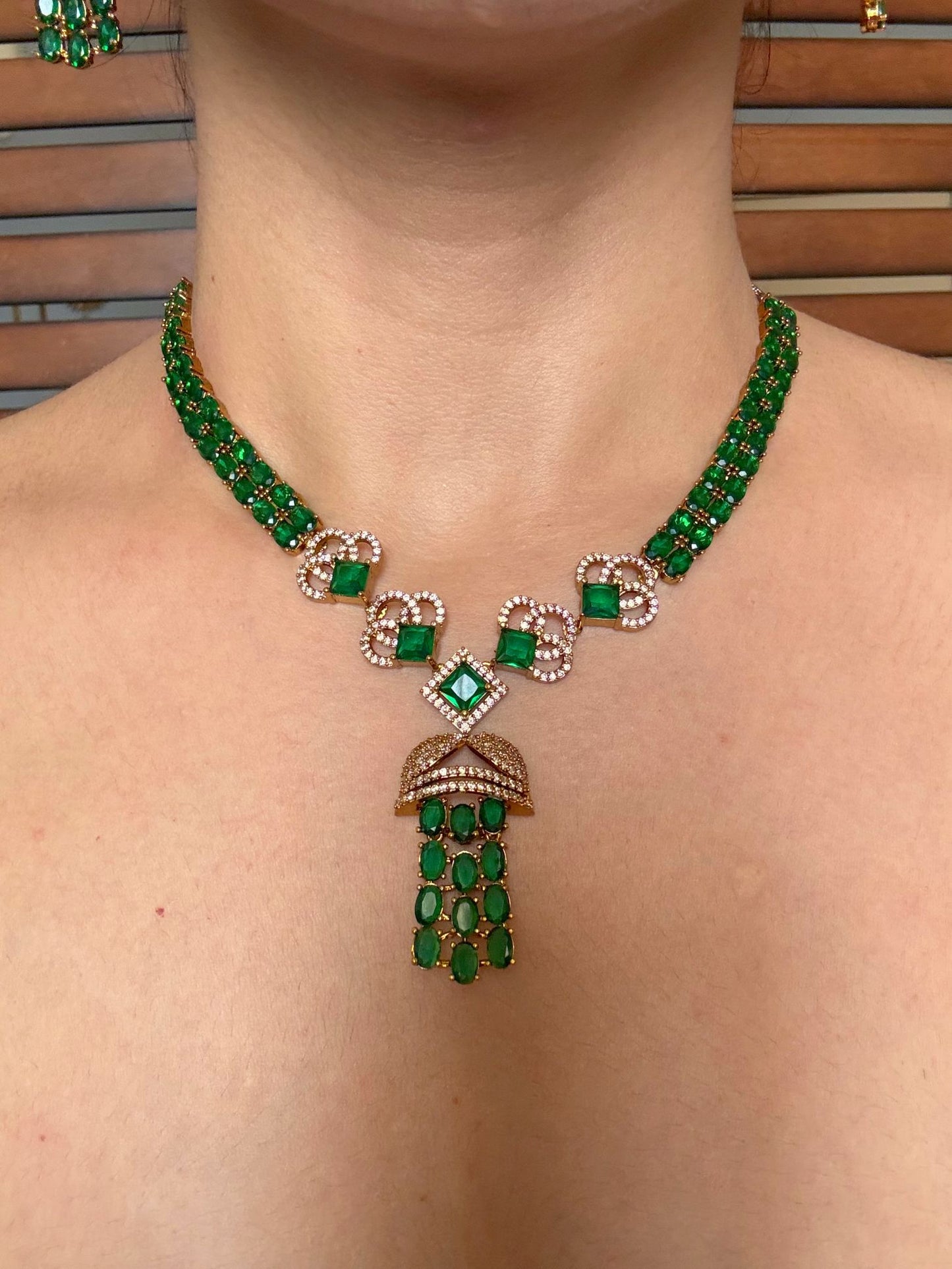 Buy Sheesh Mahal Antique Gold Statement Necklace Set In Green online in India. Shop from an exclusive range of jewellery, AD necklace, Kundan necklace for weddings. -front