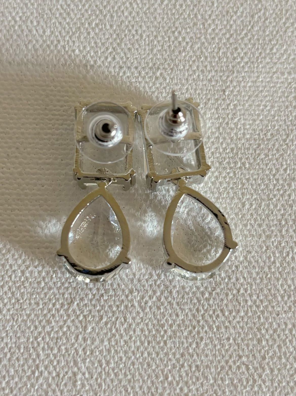 Shop Zara Square Drop White Doublet Stone Earrings online. Shop AD earrings, bridal AD jewelry, kundan and AD party necklace sets for sarees, gowns and lehengas. -back