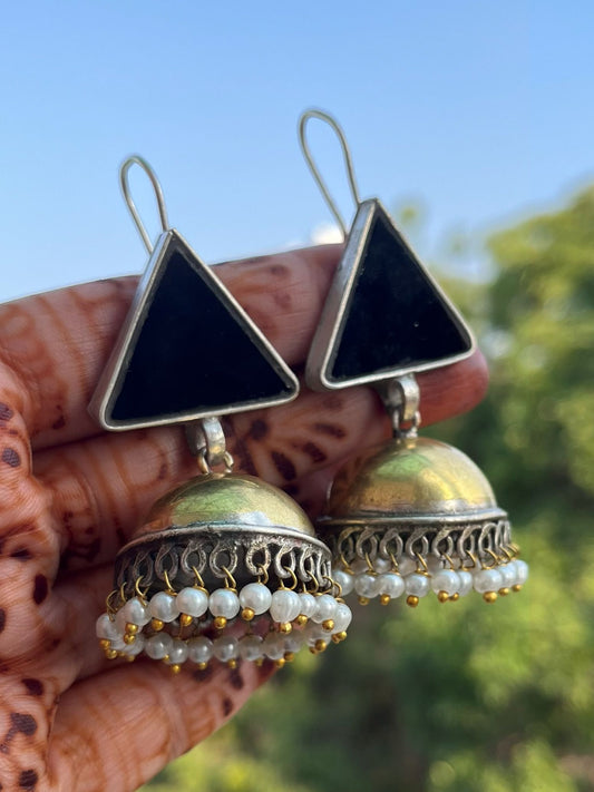 Buy Zunaira Afghani Oversized Glass Jhumka Earrings In Black online in India. Shop oxidized jewellery for festivals and office and daily wearing in affordable range.