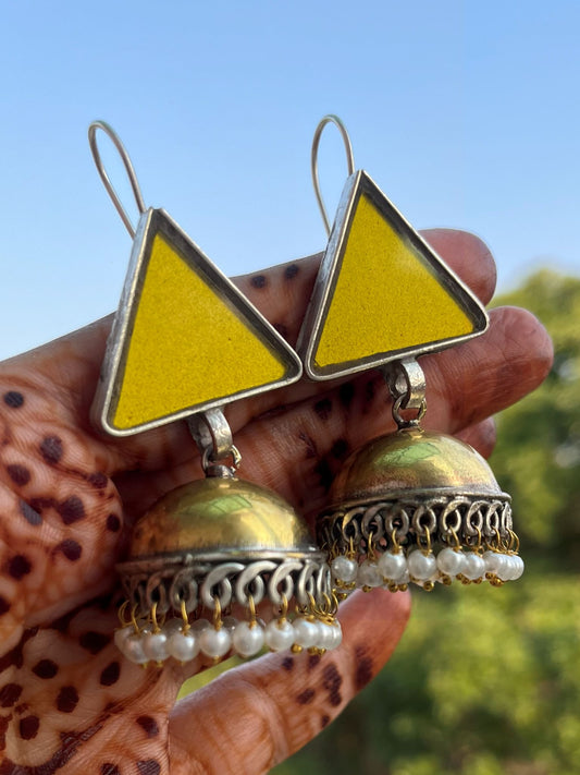Buy Zunaira Afghani Oversized Glass Jhumka Earrings In Yellow online in India. Shop oxidized jewellery for festivals and office and daily wearing in affordable range.