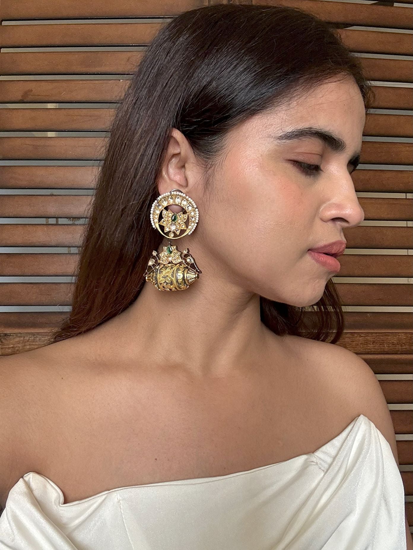 Shop Shabnami Pure Brass Kundan Antique Earrings online in India. Shop from an exclusive range of CZ jewellery, gold plated, silver, mehendi polish earrings. -second