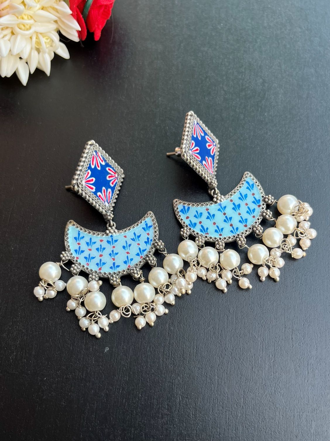 Shop Pearl Drops Hand Painted Minakari Chandbali In Blue online in India. Shop oxidized jewellery for festivals and office and daily wearing in affordable range.-first