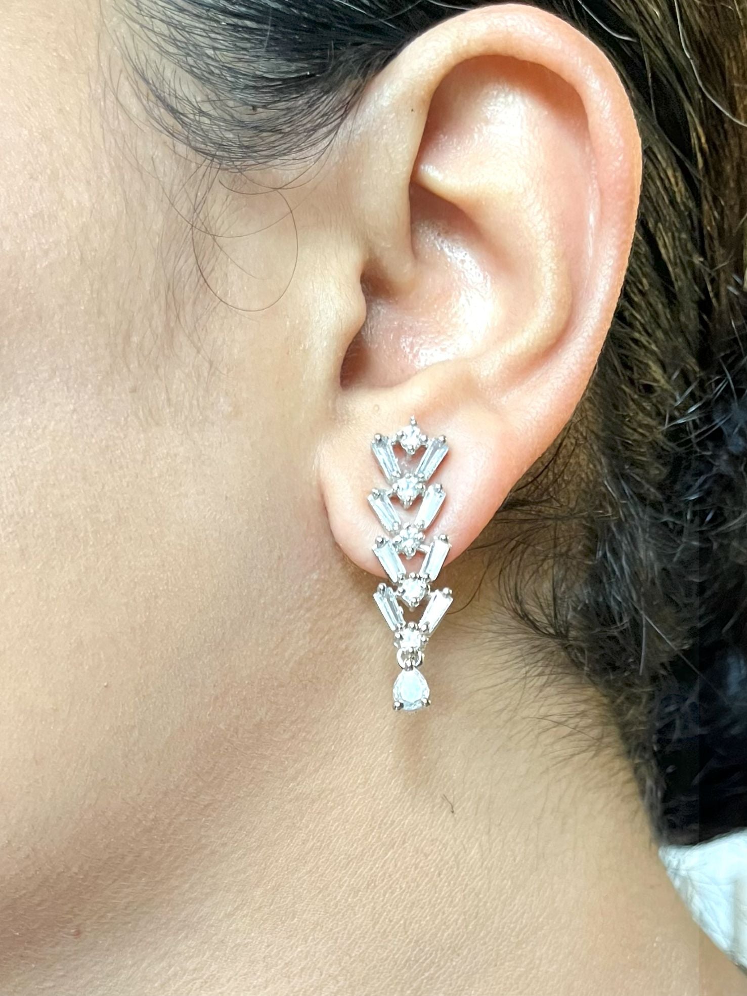 Shop Sleek Party Set In AD With Earrings online in India. Explore elegant bridal AD jewellery online. Shop premium bridal jewellery sets in Zircon, AD, Kundan, Victorian Diamond. Collection best suited for Indian weddings, parties and special occasions. Buy light wear sets for sarees, lehengas and gowns. -with earrings