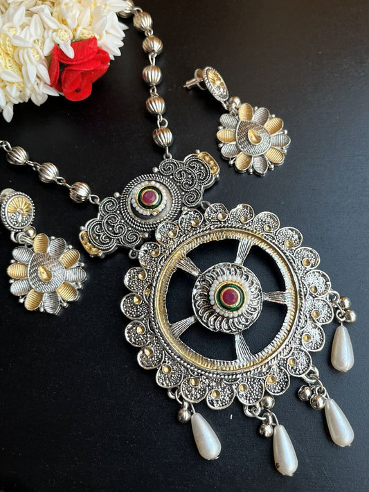 Buy Feriha Long Silver Oxidised Necklace In Earrings online in India. Shop an exclusive range of oxidized jewellery for daily wearing and office wearing. 