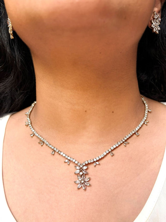 Buy Chaand Taara AD Necklace with White Floral Earrings online in India. Shop from an exclusive range of jewellery, AD necklace, Kundan necklace for weddings. -front