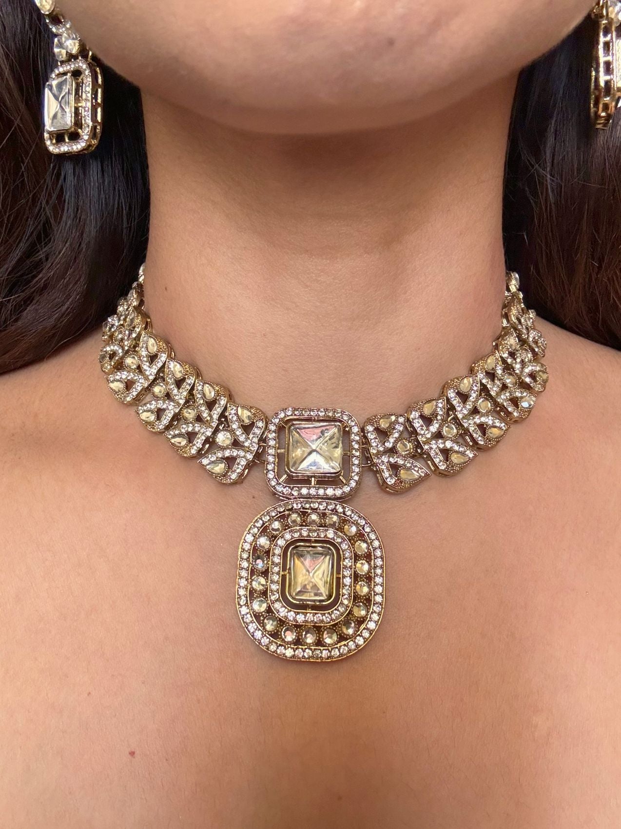 Buy Maahika AD Kundan Necklace In White With Tikka online in India. Shop from an exclusive range of CZ jewellery, moissanite jewellery, AD necklace, Kundan necklace for weddings. -front