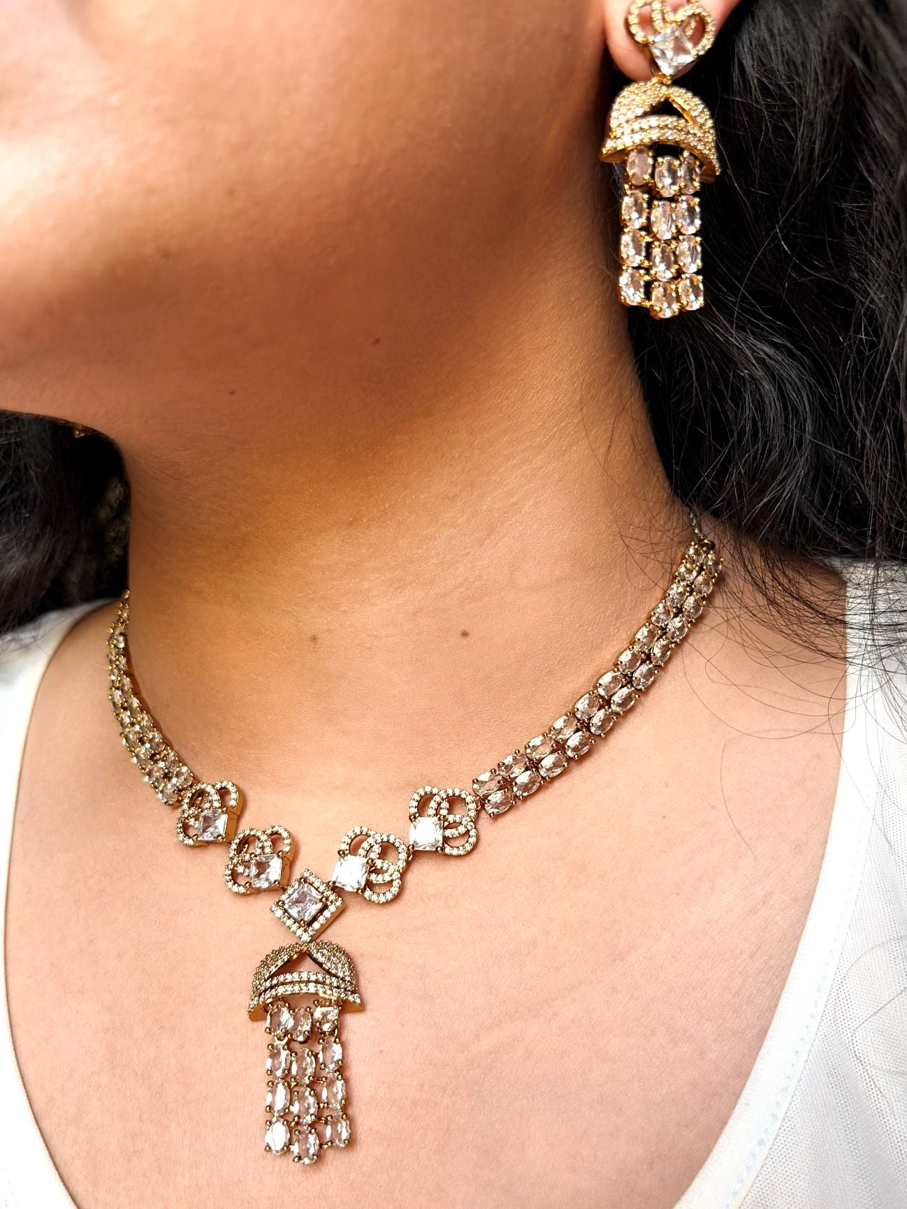 Buy Sheesh Mahal Antique Gold Jhumka Drop Statement Necklace Set online in India. Shop from an exclusive range of jewellery, AD necklace, Kundan necklace for weddings. -side