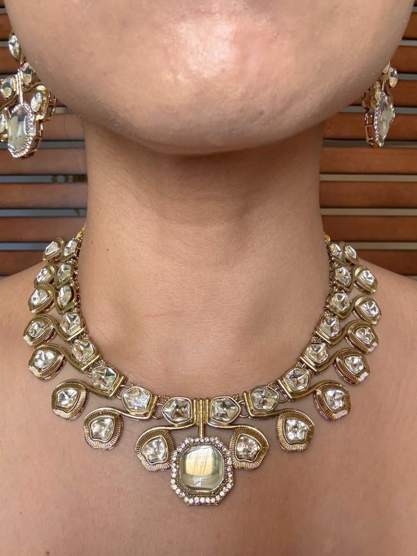 Buy Noorani Kundan Necklace With Maang Tikka In White online in India. Shop from an exclusive range of jewellery, AD necklace, Kundan necklace for weddings. -front