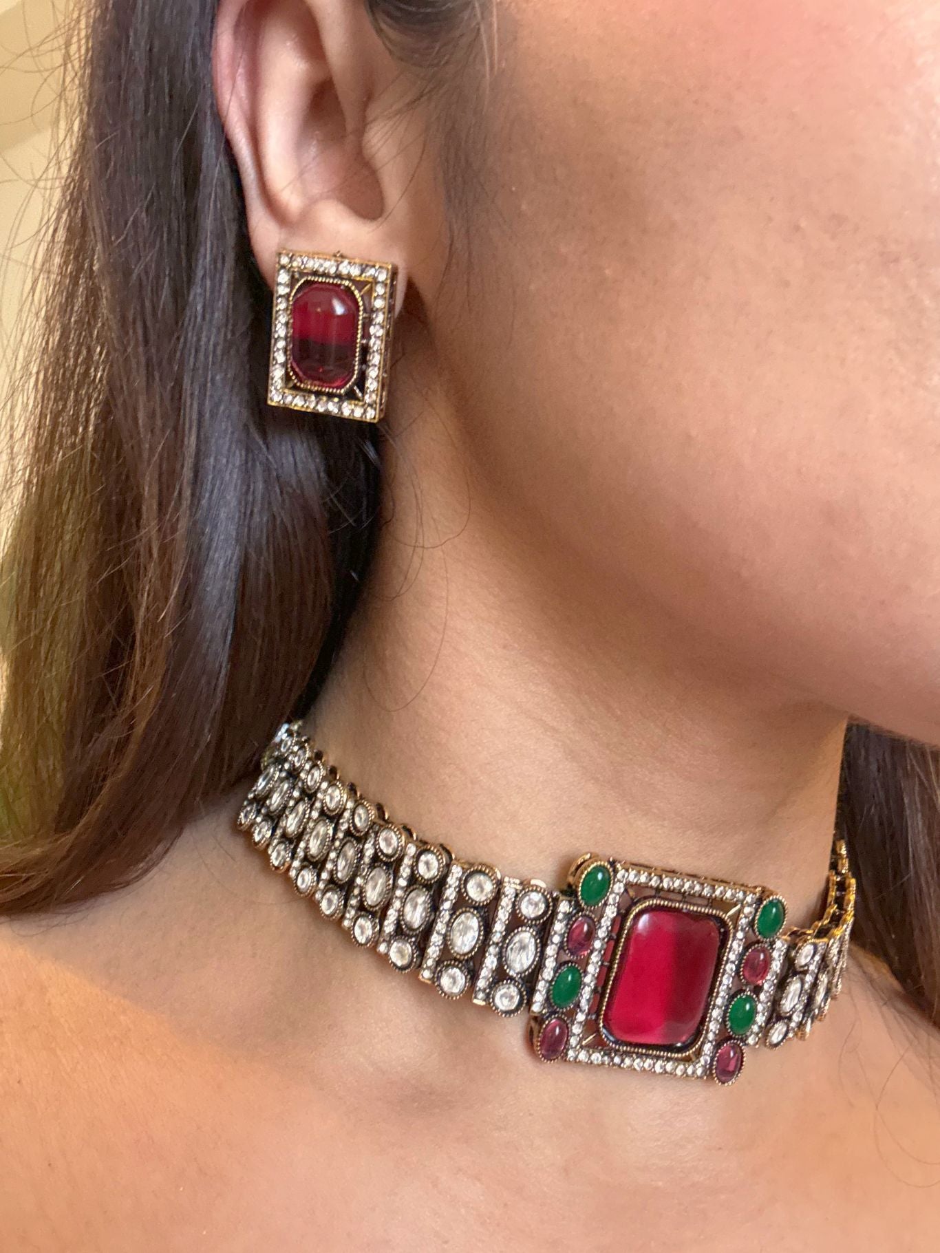 Buy Regal Pink Moissanite Choker With Stud Earrings online in India. Shop from an exclusive range of jewellery, AD necklace, Kundan necklace for weddings. -side