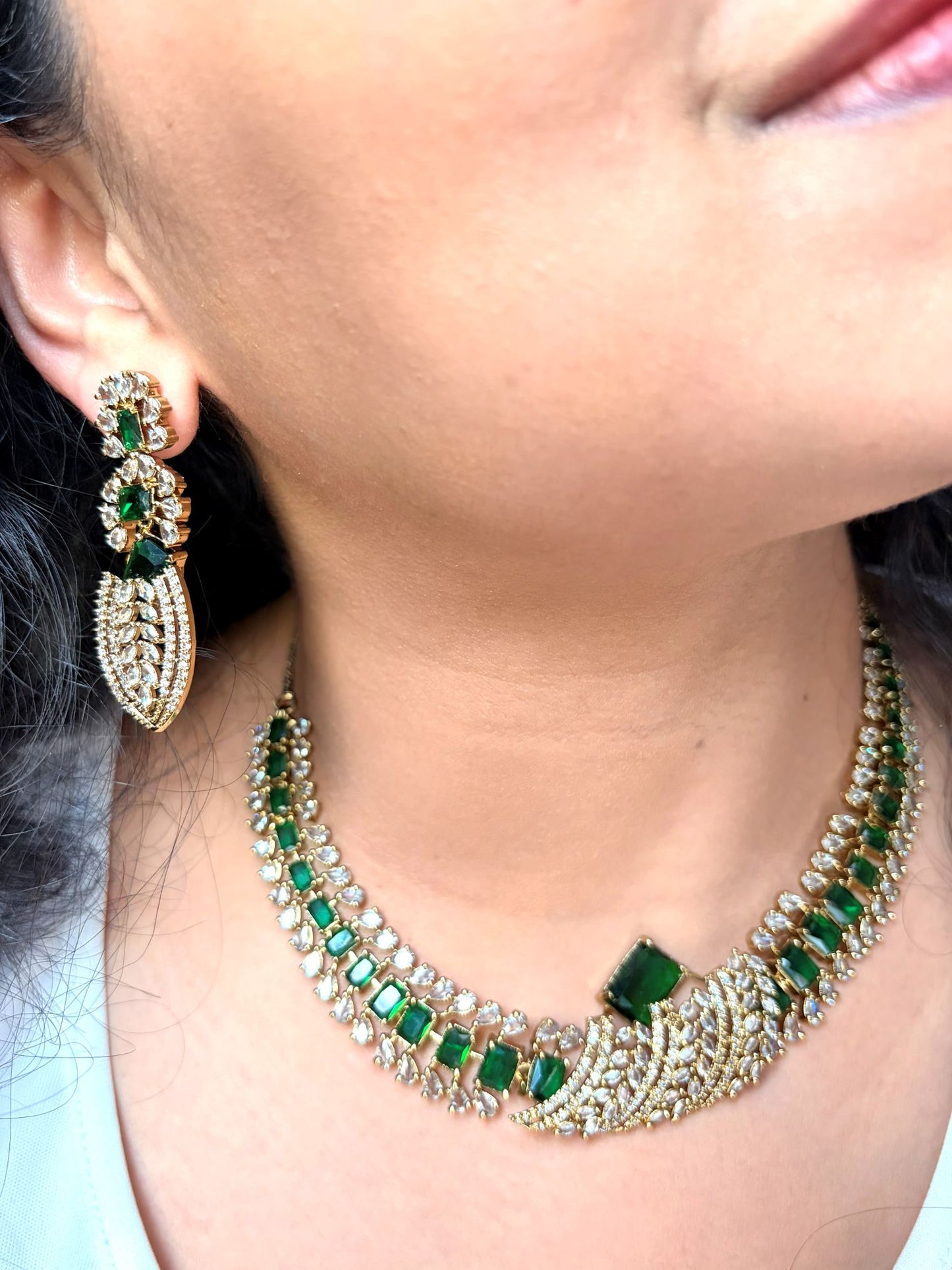 Buy Zarisha Royal AD Necklace and Earrings Set In Emerald Green online in India. Shop from an exclusive range of jewellery, AD necklace, Kundan necklace for weddings. -second