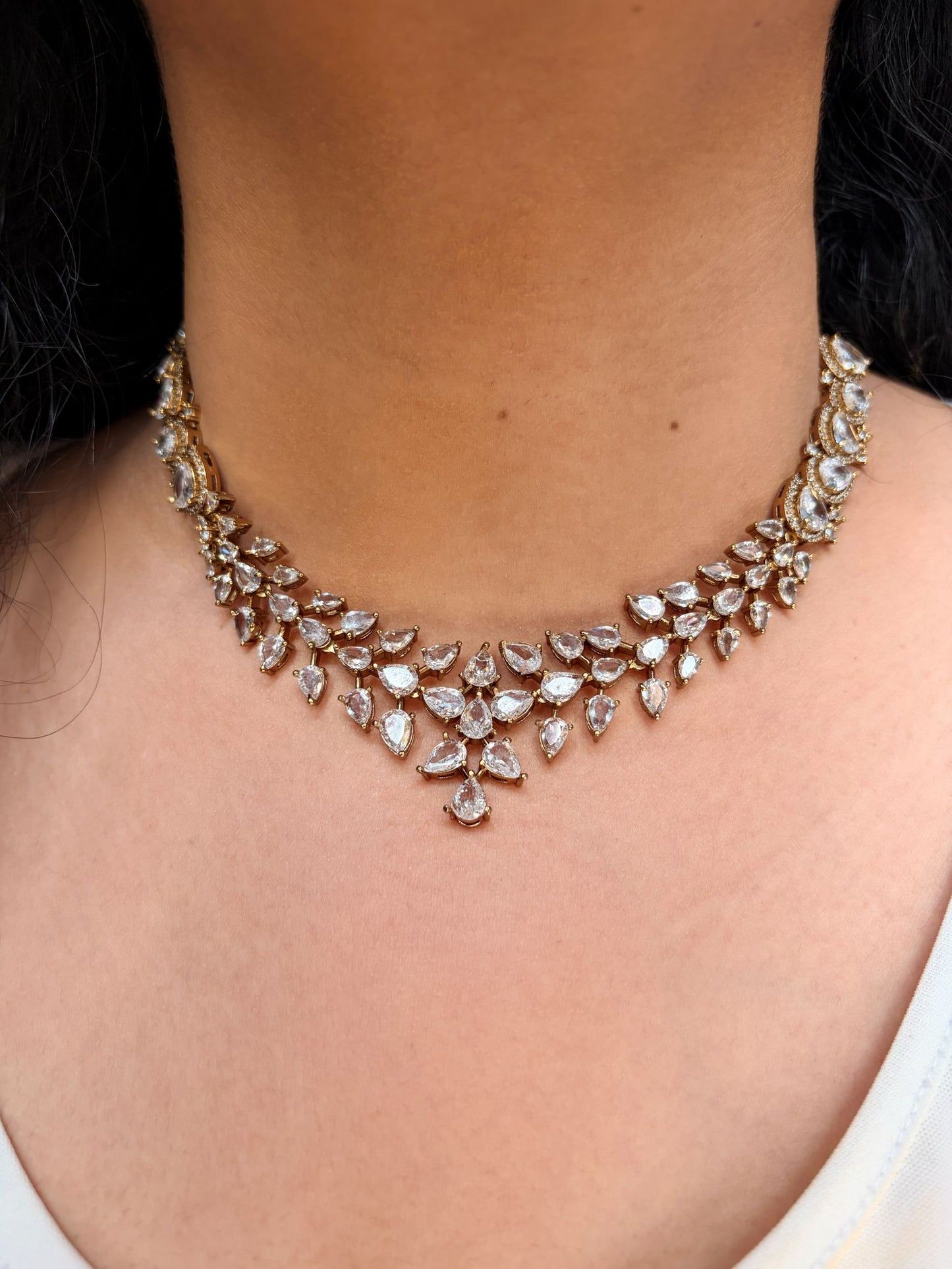 Buy Aadhira Shahi Sparkle Necklace Set In White online in India. Shop from an exclusive range of jewellery, AD necklace, Kundan necklace for weddings. -first