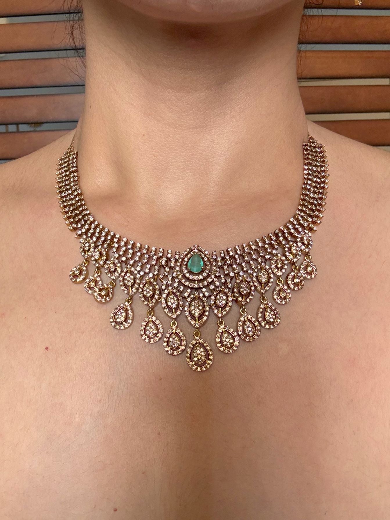 Buy jharna AD necklace set online in India in mint green stone. Shop from an exclusive range of jewellery, AD necklace, Kundan necklace for weddings. -front