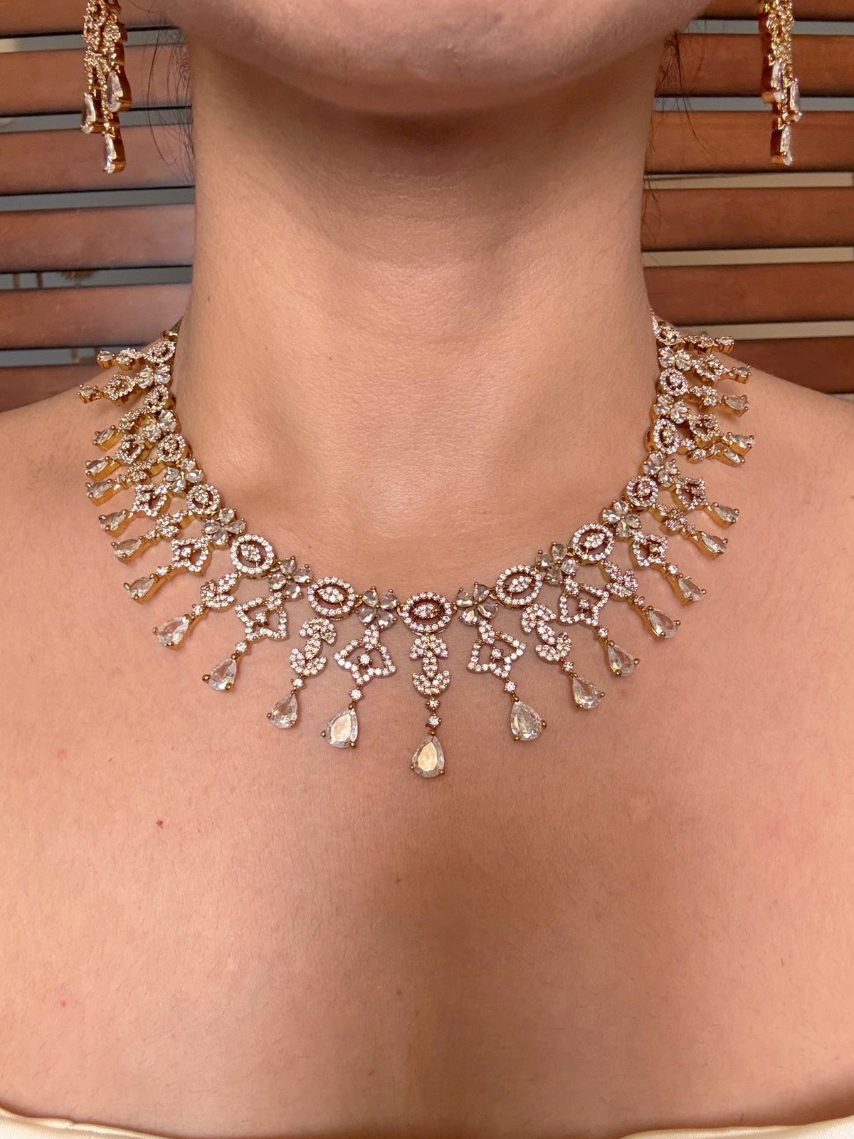 Buy Mehrunisa Crystal Glow AD Necklace In White online in India. Shop from an exclusive range of jewellery, AD necklace, Kundan necklace for weddings. -front